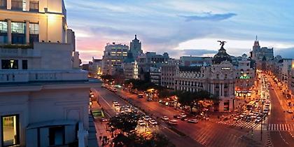 Hμέρα γυμνιστών στις δημοτικές πισίνες της Μαδρίτης