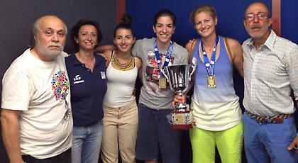 Τα «χρυσά» κορίτσια της Εθνικής κωφών στο «Μπαμ και Κάτω»