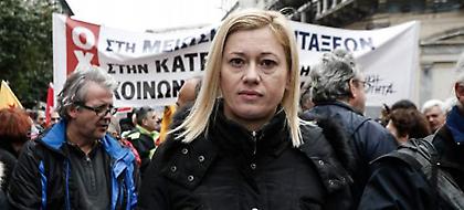 Η Ραχήλ Μακρή «καρφώνει» Καμμένο, Σπίρτζη, Παππά για τις τηλεοπτικές άδειες