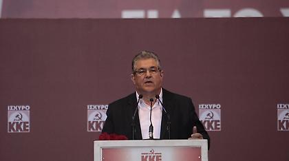 Κουτσούμπας: Θα ψηφίσουμε κατάργηση μπόνους και ψήφο στα 17