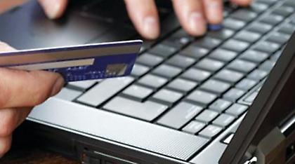 Συνελήφθη 40χρονος για διαδικτυακές αγορές με κλεμμένες κάρτες