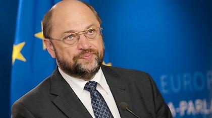 Βέμπερ: «Όχι» σε δεύτερη θητεία του Σουλτς στο Ευρωκοινοβούλιο
