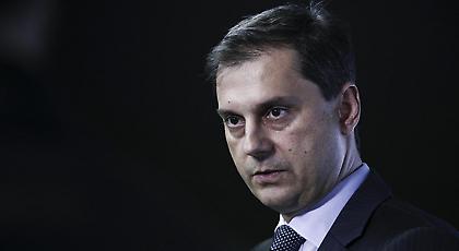 Η απάντηση Θεοχάρη στο «Ποτάμι»: Γιατί δεν επιστρέφω την έδρα