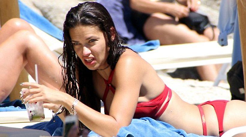 H Αντριάνα Λίμα «κολάζει» την Μύκονο (pics-video)