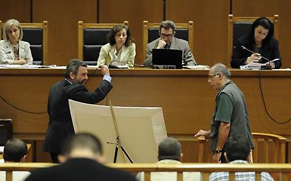 Ο αστυνομικός μάρτυρας στη δίκη για τη δολοφονία Φύσσα και το… Αλτσχάιμερ