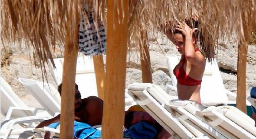 Στην αγκαλιά του Κεντίρα η Αντριάνα Λίμα-Παρηγοριά στη Μύκονο για το χαμένο EURO (pics)