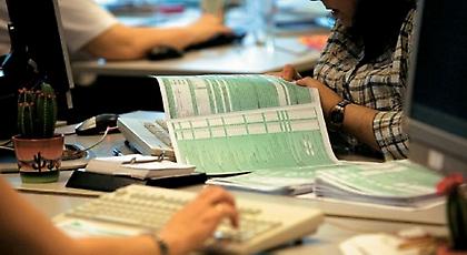 Βαρύς ο πέλεκυς των εκκαθαριστικών για 1,9 εκατομμύρια φορολογούμενους
