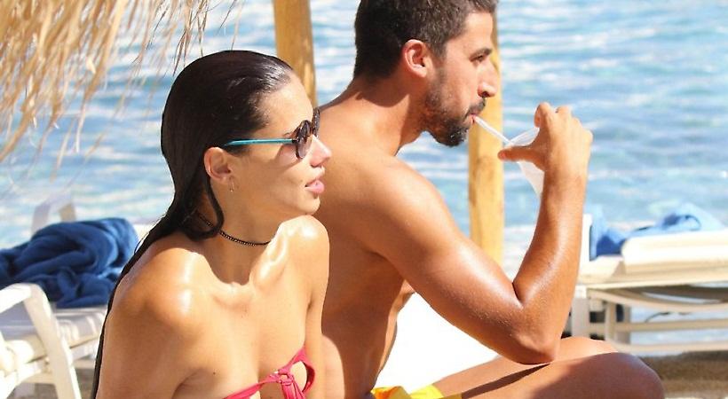 Νέες φωτογραφίες από το ειδύλλιο Κεντίρα-Αντριάνα Λίμα στη Μύκονο