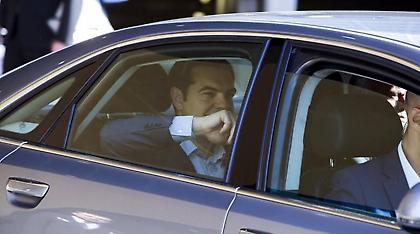 Ένας χρόνος από το «θρίλερ» των 17 ωρών και την ταπεινωτική συνθηκολόγηση