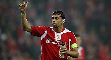 «Χτυπάει» Ντε Καμάργκο ο ΑΠΟΕΛ