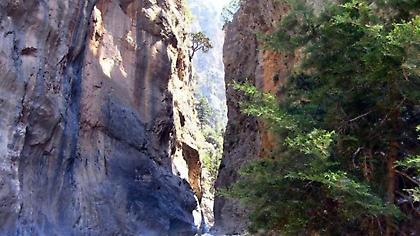 Η UNESCO απειλεί με «αποβολή» το φαράγγι της Σαμαριάς