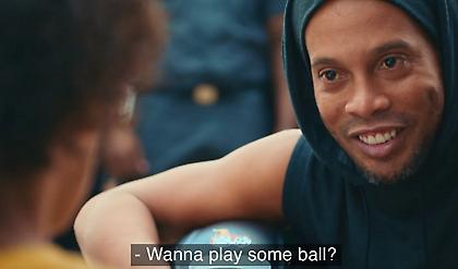 Ο Ροναλντίνιο σε διαφήμιση για τους Ολυμπιακούς Αγώνες του Ρίο (video)