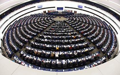 Ευρωβουλευτές συγκροτούν κοινό μέτωπο κατά της λιτότητας στην Ευρώπη