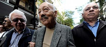 Μειώσεις 30% στις επικουρικές συντάξεις - Σε δύο δόσεις το «ψαλίδι»