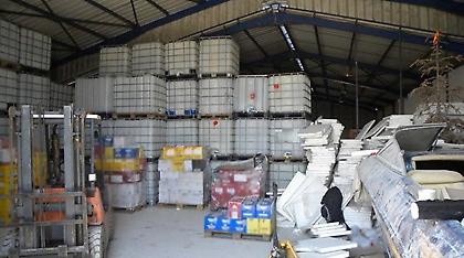 Εντοπίστηκε μεγάλη αποθήκη με λαθραία ποτά