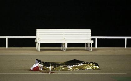 Ελληνας ιερέας στη Νίκαια: Είμαστε τρομοκρατημένοι