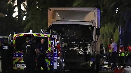 Νίκαια: Σκότωσε 84 ο Mohamed Lahouaiej Bouhle - «Ο Αλλάχ είναι μεγάλος» φώναξε πριν πέσει νεκρός