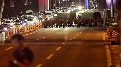 Γενικός εισαγγελέας Κωνσταντινούπολης: Θα συλληφθούν οι στρατιώτες που συμμετείχαν στο πραξικόπημα