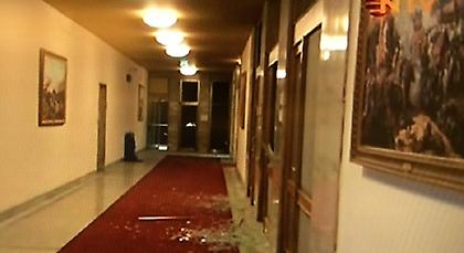 Η στιγμή της έκρηξης στο τουρκικό κοινοβούλιο (video)