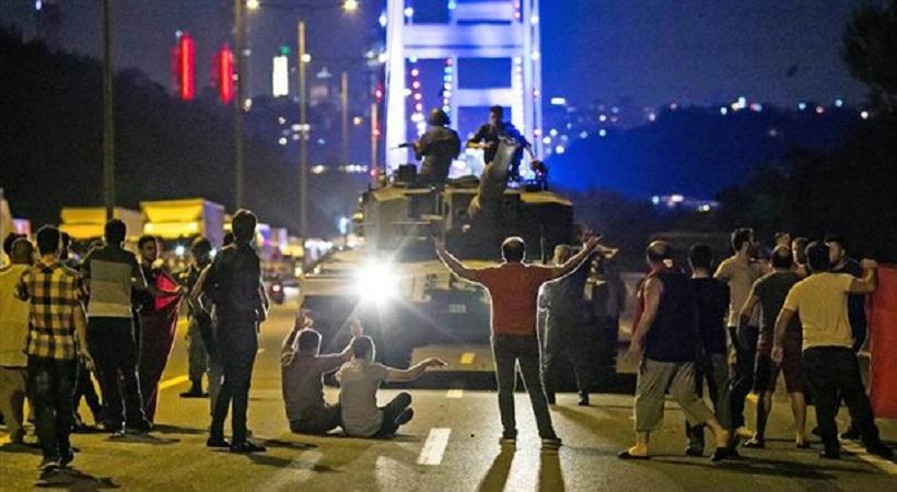 Τουρκία: Μεγάλη επίθεση δέχθηκε η υπηρεσία πληροφοριών από τους πραξικοπηματίες