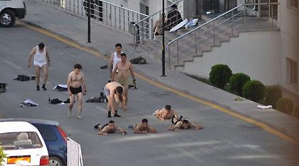 «Πόγκρομ» από τον Ερντογάν: Ξήλωσε 6.000 στρατιωτικούς και δικαστικούς