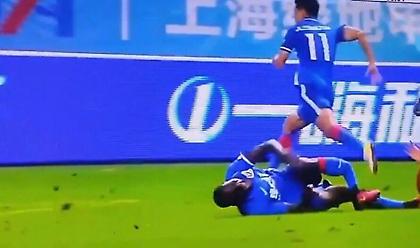 Ανατριχιαστικό: Σοκαριστικός τραυματισμός για Ντεμπά Μπα (video)