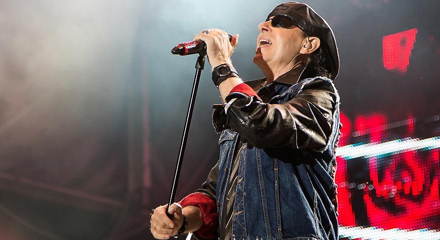 Ο Klaus Meine των Scorpions στον ΣΠΟΡ FM: «Την Τετάρτη θα κουνήσουμε την Αθήνα σαν… ανεμοστρόβιλοι»!