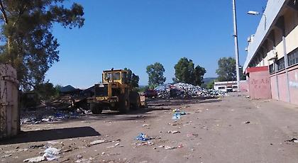 Ο εφιάλτης των σκουπιδιών δεν τελείωσε στον Πύργο - Μετέτρεψαν σε... ΧΥΤΑ το γήπεδο