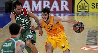 Στους Θάντερ ο Αμπρίνες!