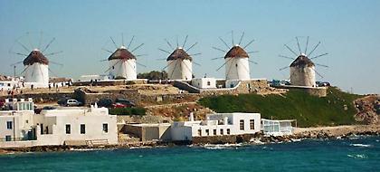 Ληστεία με λεία-μαμούθ στη Μύκονο - Οι δράστες άρπαξαν 130.000 ευρώ