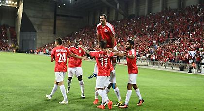 Το πρώτο ματς και η απουσία του καλού κόφτη