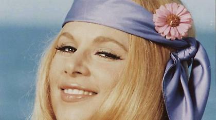 Σπάνιο βίντεο: Η Bουγιουκλάκη στα παρασκήνια