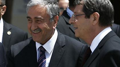 Πρώτη συνάντηση Αναστασιάση - Ακιντζί μετά το αποτυχημένο πραξικόπημα στην Τουρκία