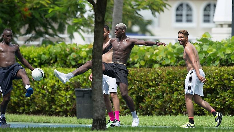 Συνεχίζει τις διακοπές του ο Πογκμπά (pics)