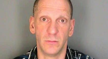 Αμερικανός κρατούσε όμηρο επί τέσσερα χρόνια βετεράνο πεζοναύτη για να εισπράττει επίδομα