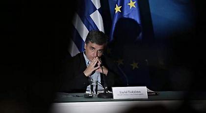 Τσακαλώτος: Εφικτή η έξοδος στις αγορές το καλοκαίρι του 2017