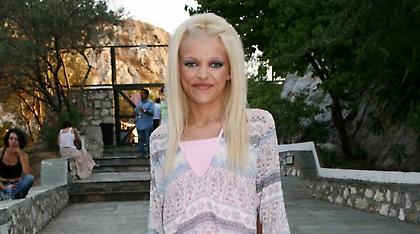 Κρίσιμες ώρες για τη Νανά Καραγιάννη - Το συγκινητικό μήνυμα φίλης της