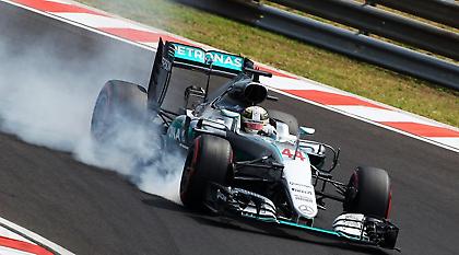 Ο Χάμιλτον… προσπέρασε!