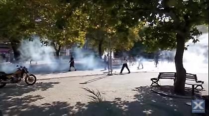 Επεισόδια στην Κομοτηνή μεταξύ ΜΑΤ και ακροδεξιών (video)