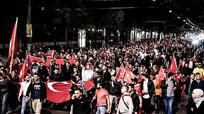 Επτά στους δέκα Τούρκους της Αυστρίας είναι οπαδοί του Ερντογάν