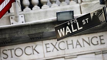 Πετρέλαιο και εταιρικά κέρδη έριξαν την Wall Street