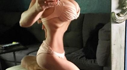 Εικόνα σοκ: Είναι αυτό το κορμί Ελληνίδας τραγουδίστριας;