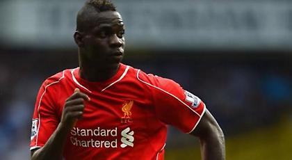 Κοιτάζει Μπαλοτέλι η Μπεσίκτας