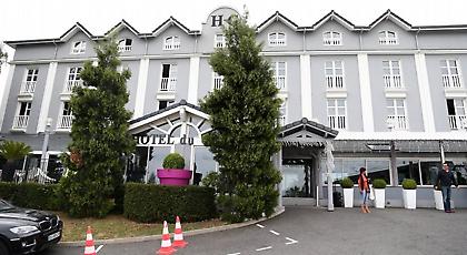 Η άφιξη της ΑΕΚ στη Γαλλία (photos)