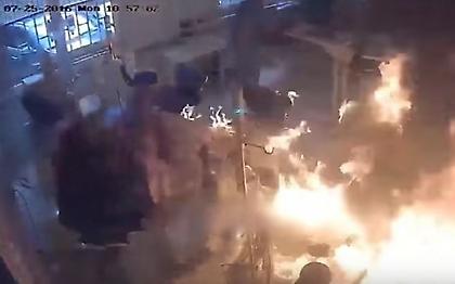 Τρόμος σε νοσοκομείο των Τιράνων από άνδρα που έβαλε φωτιά σε ασθενή (video)