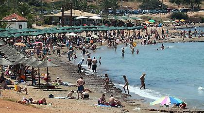 Ακατάλληλες κρίθηκαν τέσσερις παραλίες της Αττικής