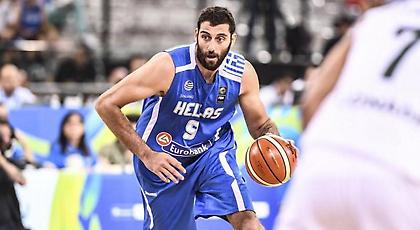 Αποθεώνεται ο Μπουρούσης από τους οπαδούς του ΠΑΟ