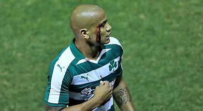 Μια λαμπάδα στο μπόι του Μολέντο!