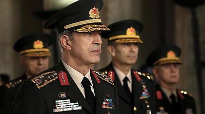 Τουρκία: 99 συνταγματάρχες προήχθησαν και 48 στρατηγοί αποστρατεύτηκαν