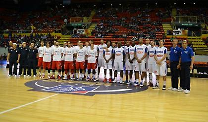 Φοβερή Σερβία, 100αρα στη Γαλλία